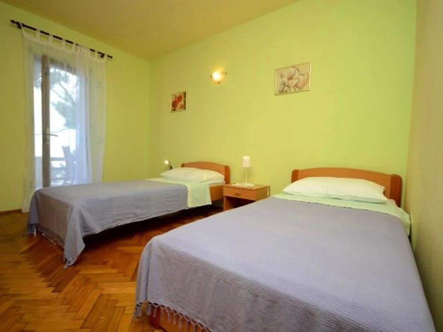 Apartments Marjan Брна Екстериор снимка