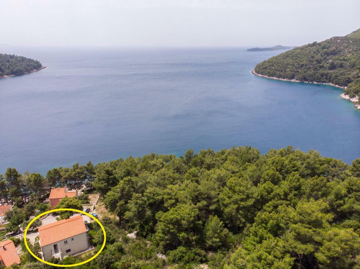 Apartments Marjan Брна Екстериор снимка