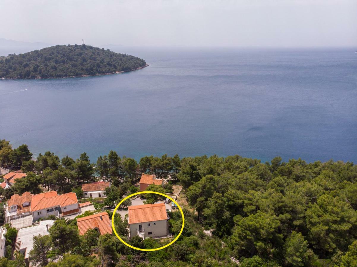 Apartments Marjan Брна Екстериор снимка